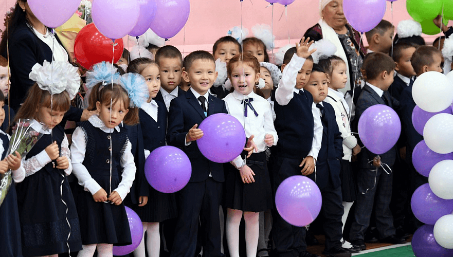 Необязательность ношения школьной формы продлили на новый учебный год в Казахстане