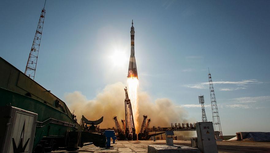 Путин предложил назвать космический ракетный комплекс «Байтерек» в честь Назарбаева