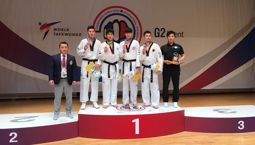 Казахстанские таеквондисты завоевали серебряные медали на международном турнире в Корее