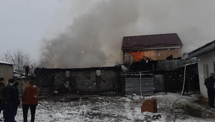 Один человек погиб в результате пожара в Алматы