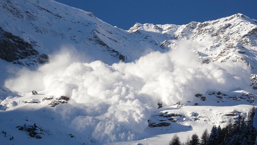 Профилактический спуск снежной лавины планируют на Талгарском перевале урочища Чимбулак