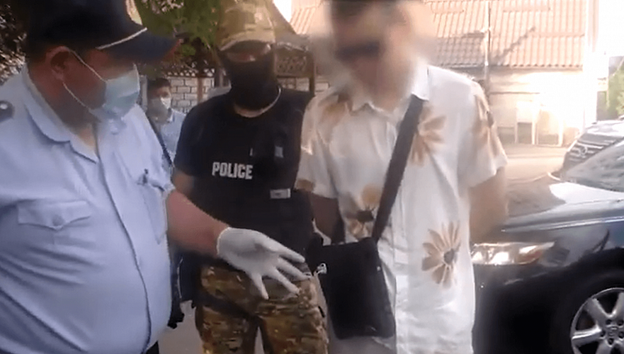 Боеприпасы и подпольную теплицу нашли в ходе ликвидации наркоканала в Алматы