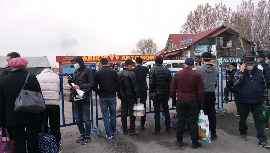 Рынок «Алтын Орда» закрыли в Алматы