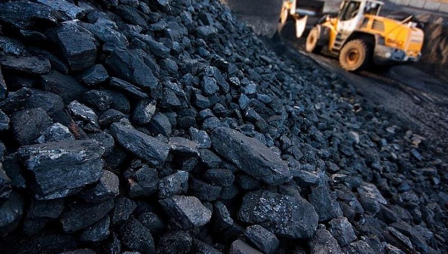 До 140 тыс. тонн увеличила Россия разрешенный объем транзита казахстанского угля в Украину