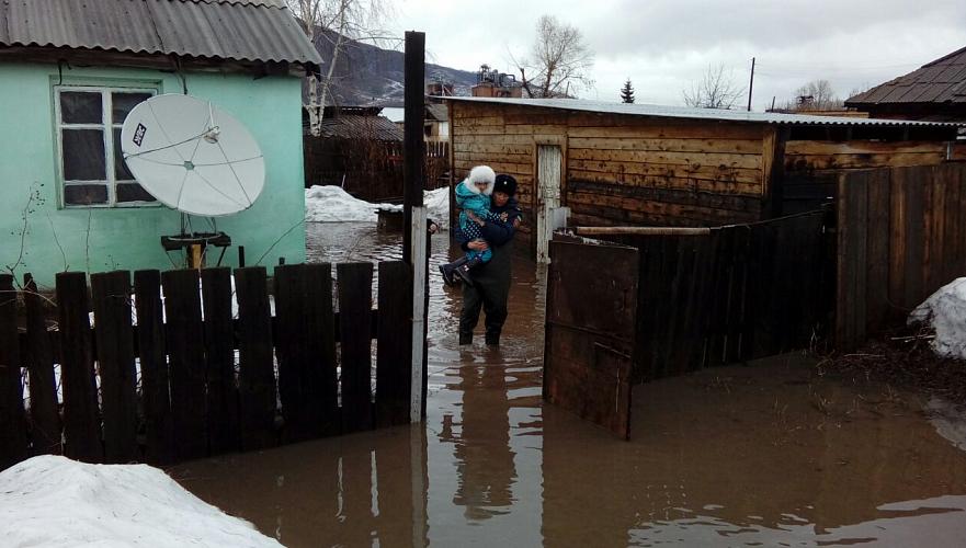 Жителей еще одного поселка в ВКО эвакуируют из зон подтопления