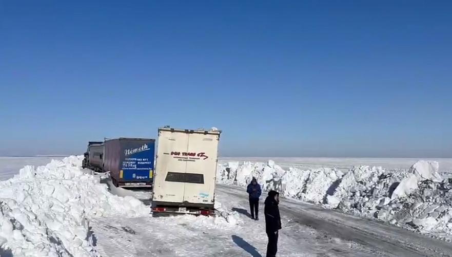 Ряд работников дорожных служб уволен за ненадлежащее содержание дорог в Казахстане