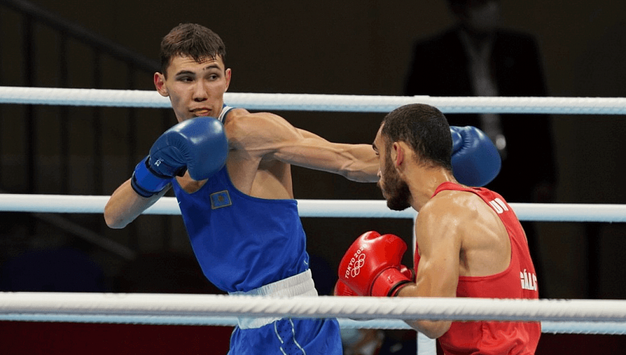 Темиржанов со счетом 5:0 побил боксера из Венгрии на Олимпиаде в Токио