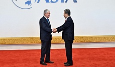 Токаев прибыл в Китай для участия в ХХІІІ сессии Боаоского азиатского форума