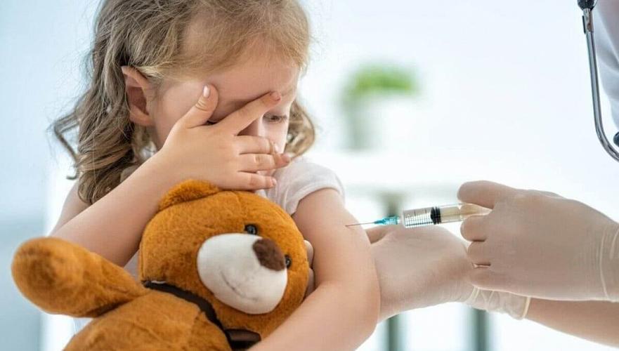 Условия для вакцинации детей в Казахстане озвучил профессор Александр Гуляев 
