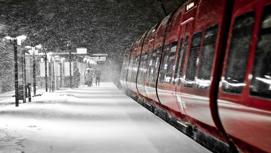 О задержке поездов в связи с погодными условиями предупредили в Казахстане                          