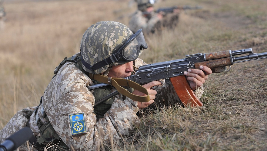 Казахстанские военные примут участие в учениях на территории России