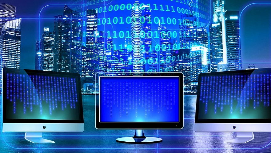 Токаев подписал поправки по вопросам регулирования цифровых технологий
