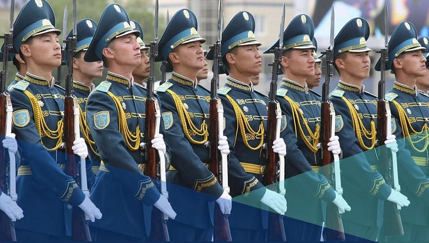 Нацгвардия вопреки заверениям МВД Казахстана заявила о праве осматривать телефоны