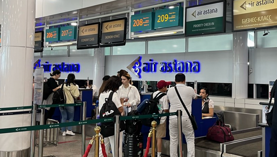 Пассажиры Air Astana целые сутки ждали вылета из Анталии в Астану