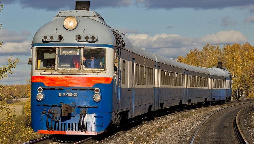 По ряду направлений сократили и приостановили курсирование поездов в Казахстане с 5 июля