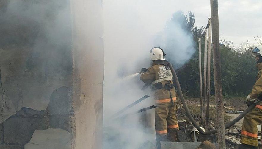 20 дачных участков пострадали во время пожара в ВКО