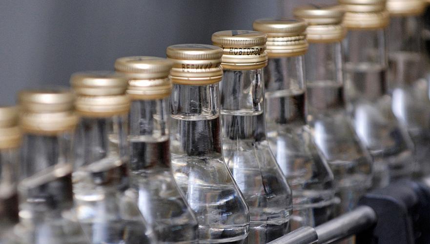 Четыре подпольных цеха по изготовлению суррогатного алкоголя обнаружили в Шымкенте