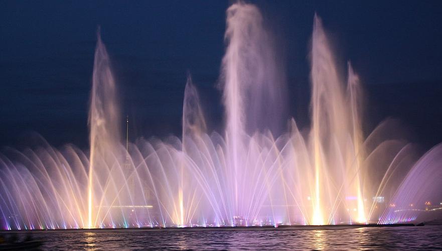 За два года в Атырау построят и реконструируют 10 фонтанов