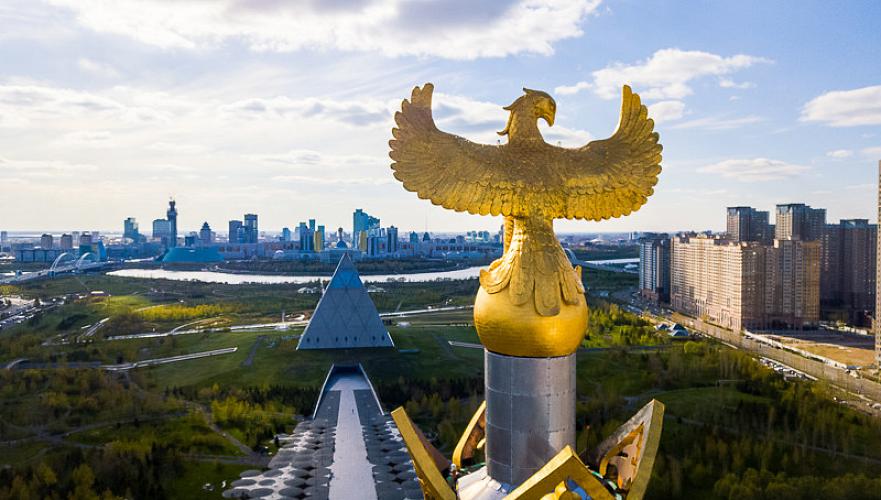 День первого президента отмечают в Казахстане