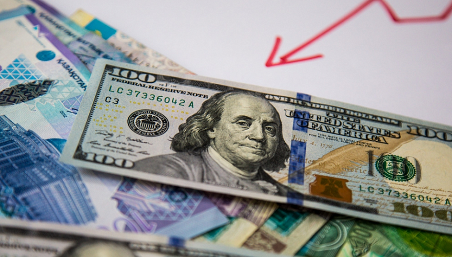 Курс доллара изменился разнонаправленно в понедельник в обменниках Астаны, Алматы и Шымкента