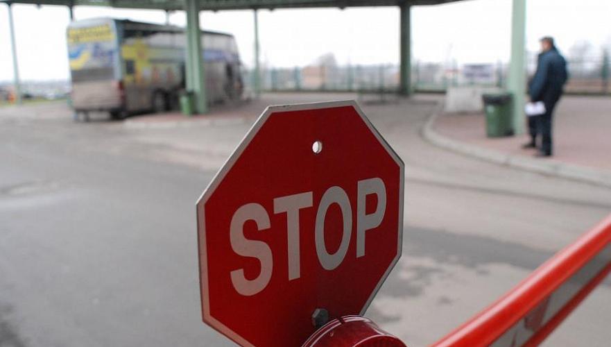 Более 21 тыс. л бензина под видом моющего средства пытался незаконно ввезти в Казахстан россиянин