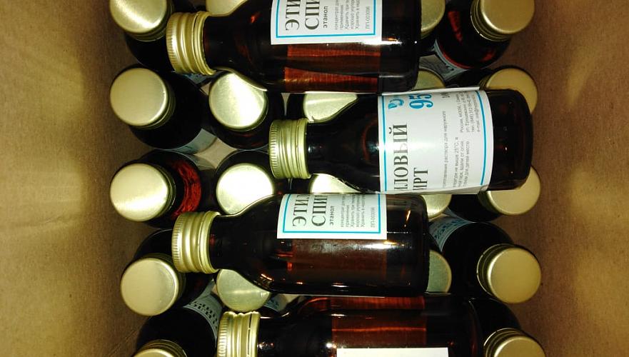 Более четырех тонн изъятого этилового спирта передали в больницы СКО