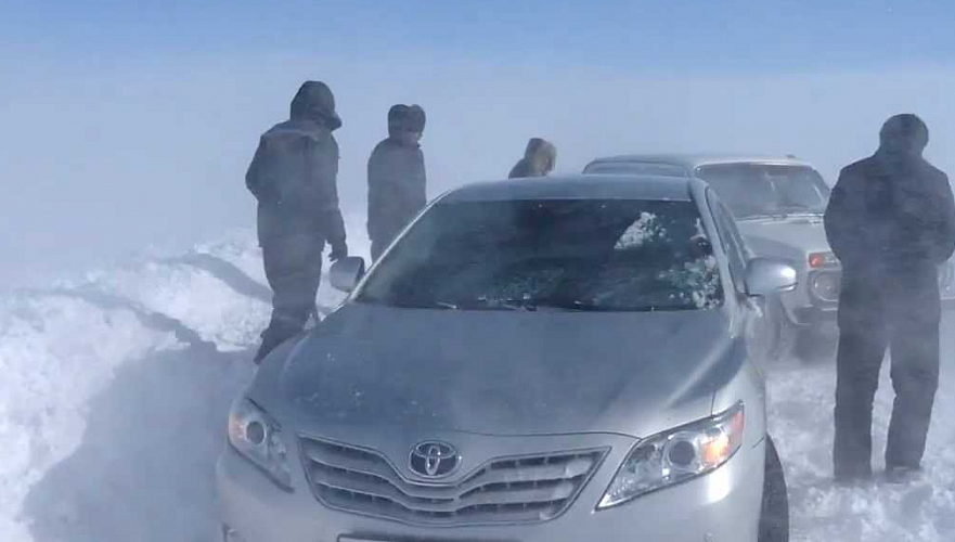 Полиция раскритиковала работу дорожных служб Алматинской области в зимний период