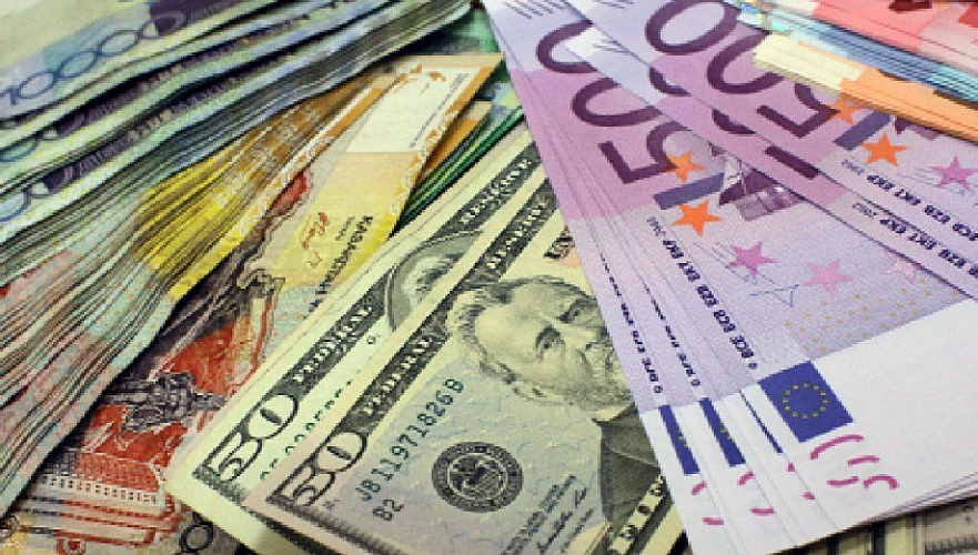 Официальные рыночные курсы инвалют на 5 августа установил Нацбанк Казахстана