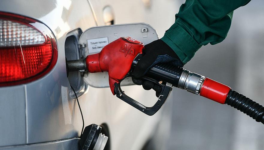 Скачок цен на бензин в апреле на 6% разгоняет инфляцию – Нацбанк