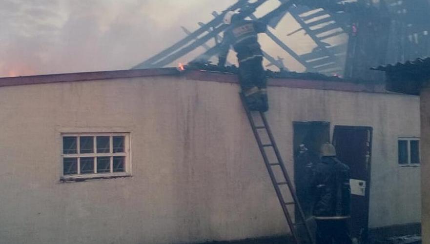 Женщина погибла в результате пожара в одном из частных домов в Карагандинской области