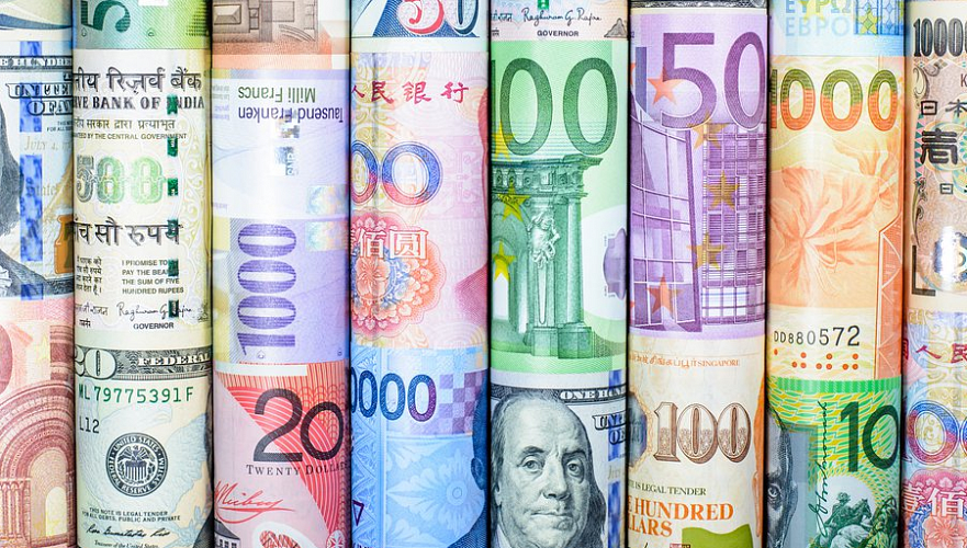 Официальные рыночные курсы валют на 3 июля установил Нацбанк Казахстана