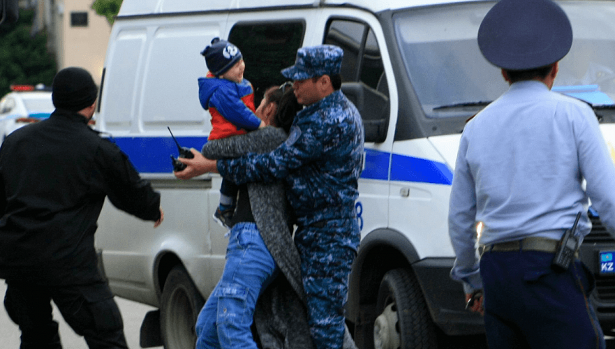 Нарушениям закона о мирных собраниях будет дана правовая оценка, пообещал Токаев