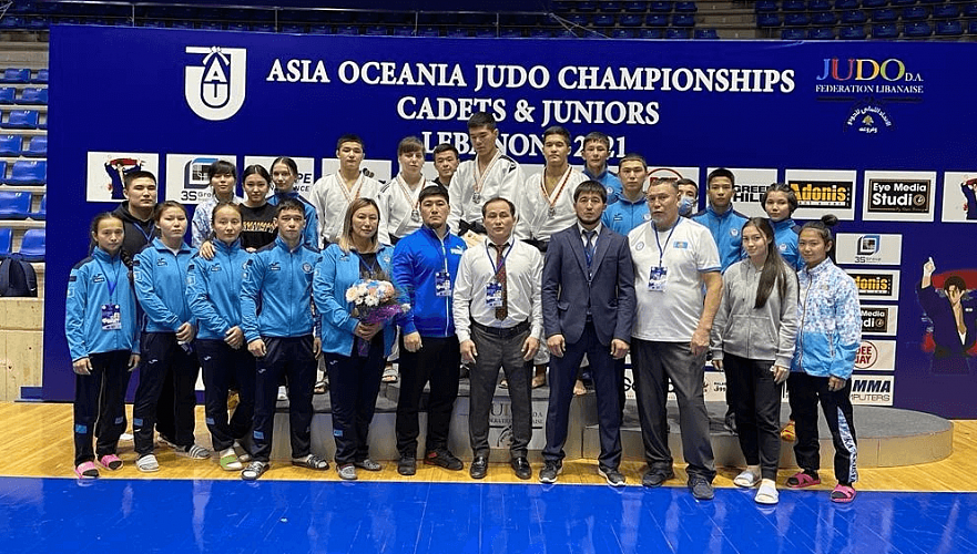 Четыре серебряные медали завоевали дзюдоисты Казахстана на чемпионате Азии среди юниоров