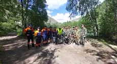 Потерявшегося в алматинских горах блогера-путешественника нашли спасатели
