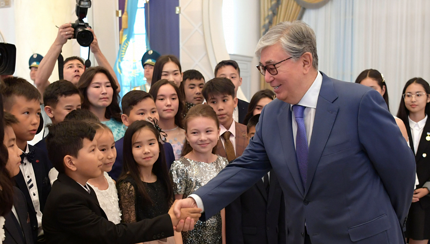Предложенный Токаевым Индекс благополучия детей готовятся внедрить в Казахстане
